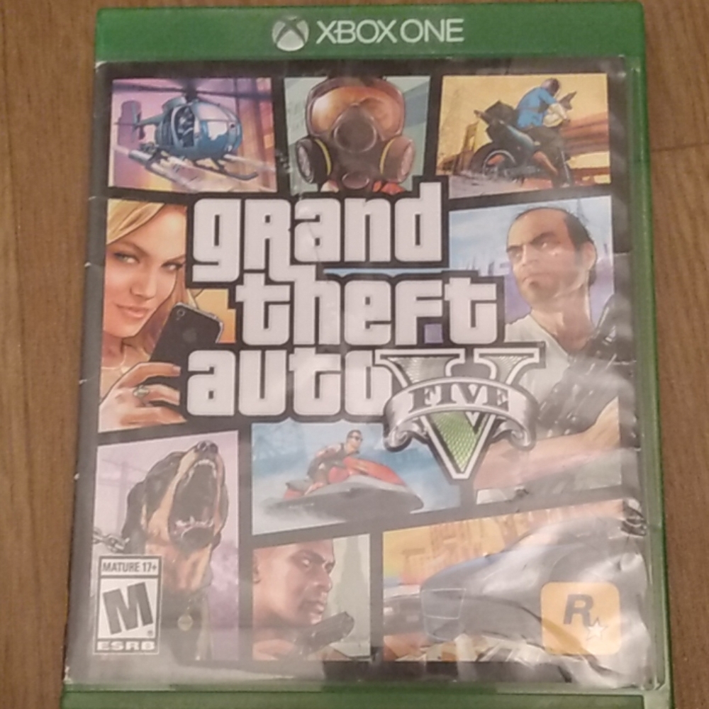 GTA 5 with box/disc